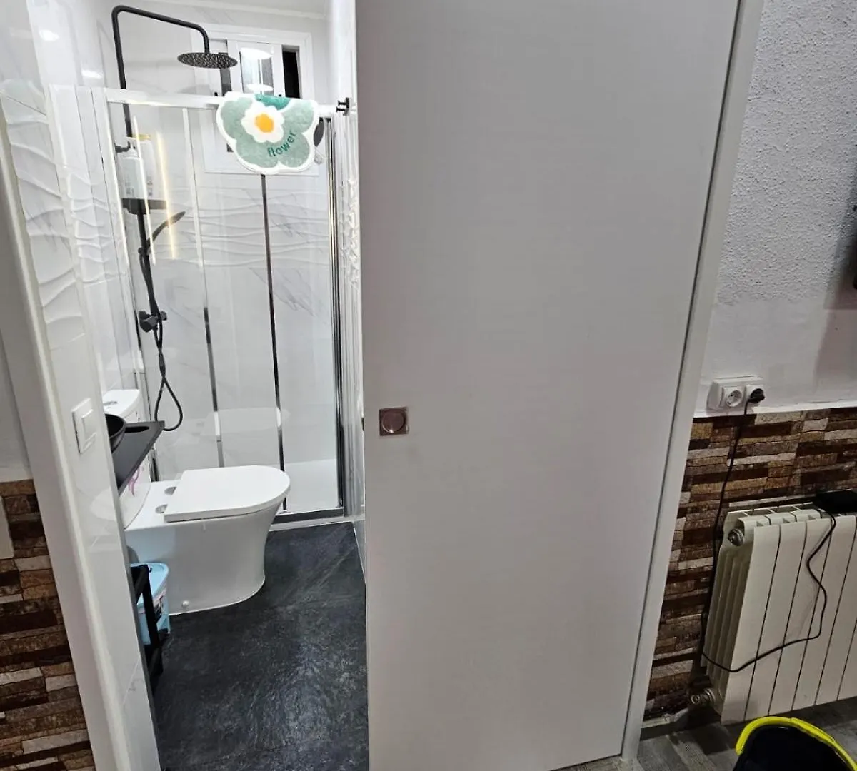 Habitacion Doble Con Bano Privado L'Hospitalet de Llobregat 0*,